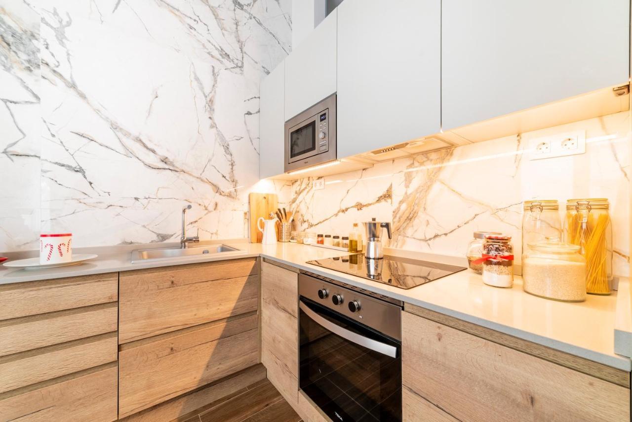 Bonito Apartamento En Chueca Мадрид Екстериор снимка
